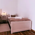 Pablo Apartment *