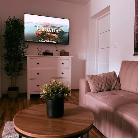 Pablo Apartman Novalja